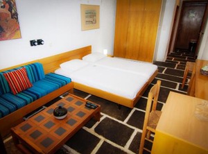 Hotel | Varkiza