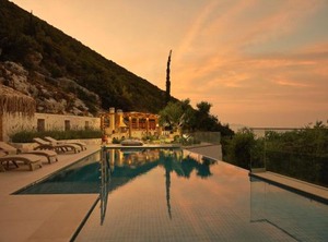 Artemis Villas | Khartata