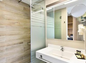 Blue Dolphin Hotel | Ormilia