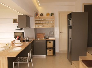 Holiday Stalos Persons | Pitharion