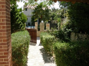 Holiday Agios Myronas Persons Bedrooms | Pendamodi