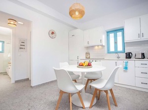 Holiday Archangelos Persons Bedrooms | Kalathos