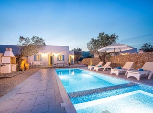 Holiday Archangelos Persons Bedrooms | Kalathos