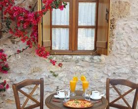 Liotrivi Historical Mansion Boutique Hotel | Velies
