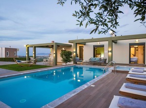 Olive Villa | Potistiria