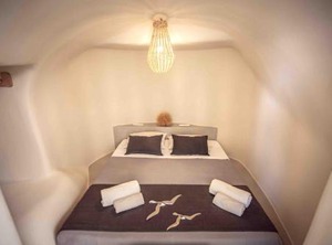 Santorini | Vourvoulos