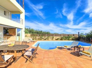 Escape Villa Jacuzzi | Skoutelonas