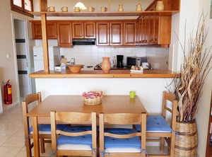 Sunrise Located Air Conditioned Beach | Kefalari