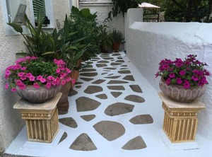 Toula | Spetses