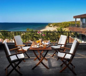 Blue Dolphin Hotel 