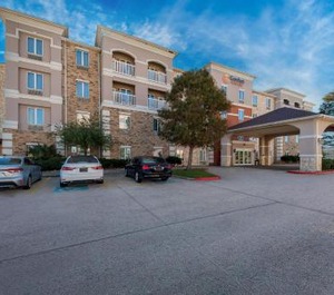 Comfort Suites 