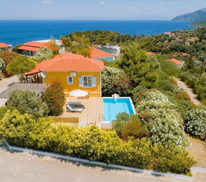 Holiday Agios Konstantinos Persons Bedrooms 