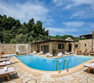Nefeli Villas Suites Villa Halkidiki Nea Skioni 