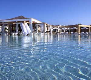 Pelagos Suites Hotel 