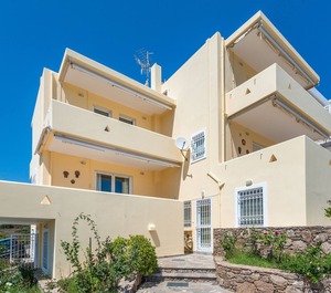 Villa Adamite 