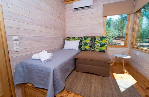 Korithi Cottage | 1 bedroom cottage in agios nikolaos