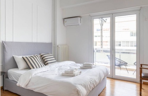 Glyfada Apartment | 100 m² Apartment ∙ 2 bedrooms ∙ 4 guests