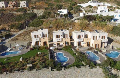 Maragas Hotel | 100 m² Hotel ∙ 20 guests