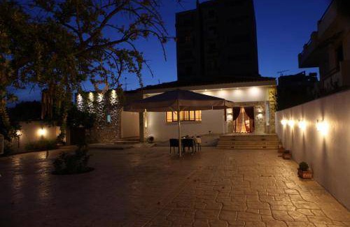 Agii Theodori House | 100 m² House ∙ 1 bedroom ∙ 2 guests