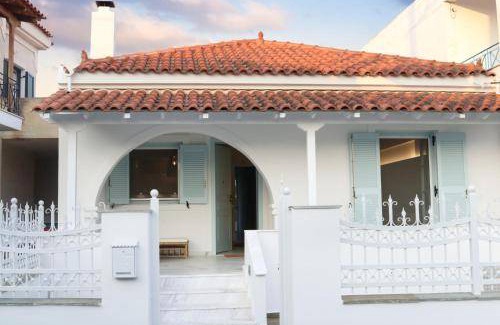 Milos House | 100 m² House ∙ 2 bedrooms ∙ 5 guests