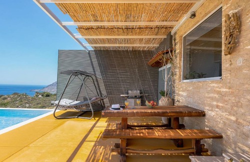 Mirthios House | 100 m² House ∙ 3 bedrooms ∙ 6 guests