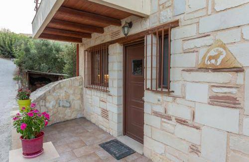 Spilia House | 100 m² House ∙ 4 bedrooms ∙ 9 guests