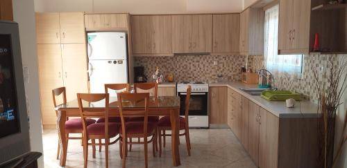 Papadhianika Villa | 100 m² Villa ∙ 3 bedrooms ∙ 6 guests