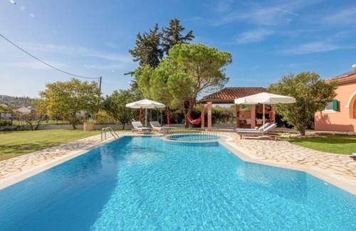 Acharavi Villa | 100 m² Villa ∙ 3 bedrooms ∙ 8 guests