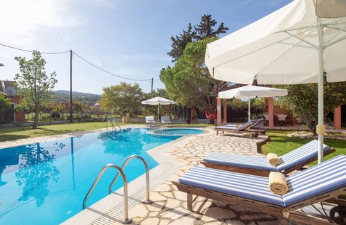 Acharavi Villa | 100 m² Villa ∙ 3 bedrooms ∙ 8 guests
