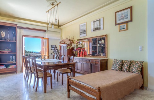 Gythio Apartment | 104 m² Apartment ∙ 1 bedroom ∙ 3 guests