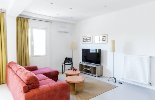 Athens Apartment | 110 m² Apartment ∙ 2 bedrooms ∙ 5 guests
