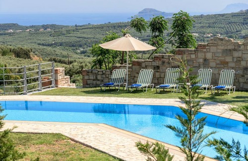Platanias Villa | 110 m² Villa ∙ 2 bedrooms ∙ 5 guests