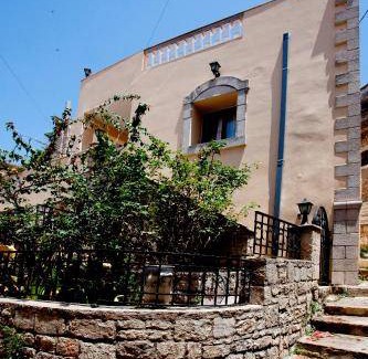 Argyroupoli Villa | 110 m² Villa ∙ 2 bedrooms ∙ 6 guests