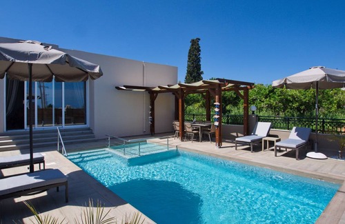 Kamisiana Villa | 110 m² Villa ∙ 3 bedrooms ∙ 7 guests