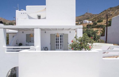 Naxos Town Apartment | 112 m² Apartment ∙ 127 guests
