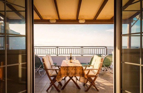 Katavolos Apartment | 115 m² Apartment ∙ 2 bedrooms ∙ 4 guests