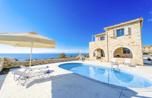 Lefktron Villa | 115 m² Villa ∙ 2 bedrooms ∙ 5 guests