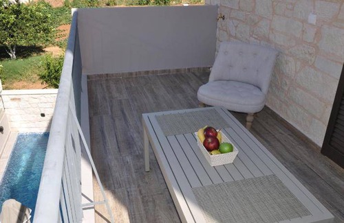 Kato Stalos Villa | 118 m² Villa ∙ 3 bedrooms ∙ 8 guests