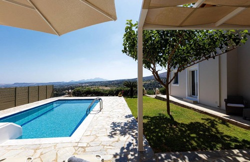Agia Triada House | 119 m² House ∙ 3 bedrooms ∙ 8 guests