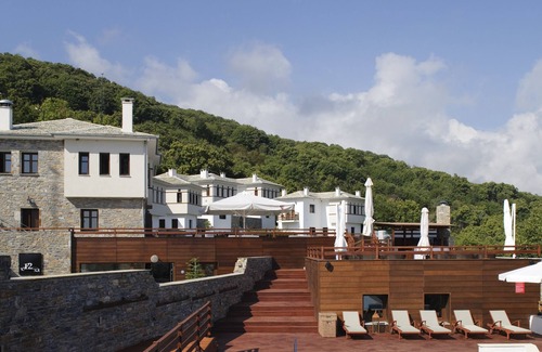 Tsagarada Apartment | 12 Months Luxury Resort
