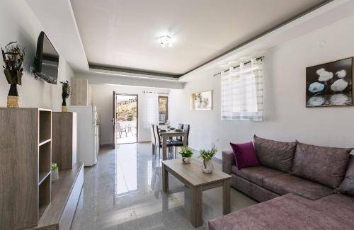 Panormos Apartment | 120 m² Apartment ∙ 3 bedrooms ∙ 6 guests