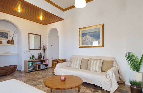 Kato Stalos Apartment | 120 m² Apartment ∙ 3 bedrooms ∙ 7 guests