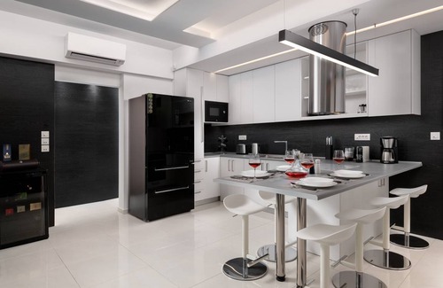 Petaloudes Apartment | 120 m² Apartment ∙ 4 bedrooms ∙ 9 guests