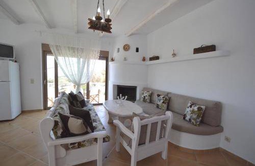 Psinthos House | 120 m² House ∙ 3 bedrooms ∙ 9 guests