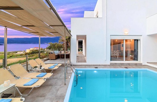 Dramia House | 120 m² House ∙ 3 bedrooms ∙ 10 guests