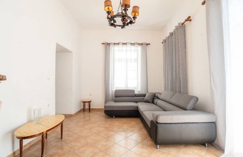 Vivlos House | 120 m² House ∙ 3 bedrooms ∙ 8 guests