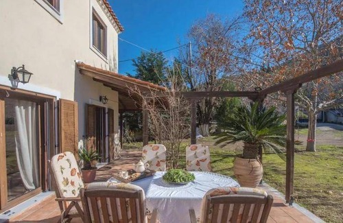 Pisia House | 120 m² House ∙ 3 bedrooms ∙ 8 guests