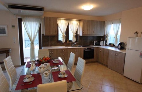 Pisia House | 120 m² House ∙ 3 bedrooms ∙ 8 guests