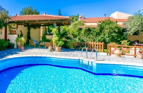 Stamnoi Villa | 120 m² Villa ∙ 3 bedrooms ∙ 6 guests