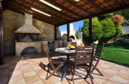 Platanos Villa | 120 m² Villa ∙ 3 bedrooms ∙ 6 guests